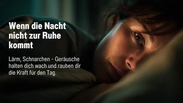 Frau liegt wach im Bett, neben ihr Text über nächtlichen Lärm und Schlafstörungen.